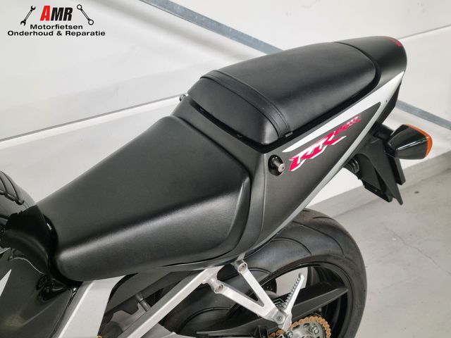 honda - cbr-900-rr-fireblade