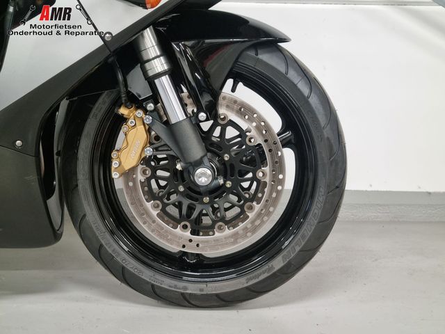 honda - cbr-900-rr-fireblade