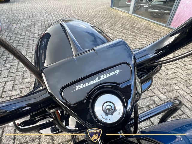 harley-davidson - roadking-special-114