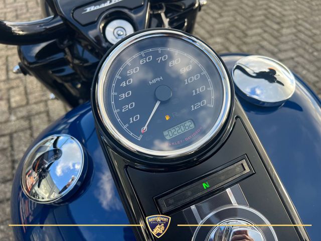 harley-davidson - roadking-special-114