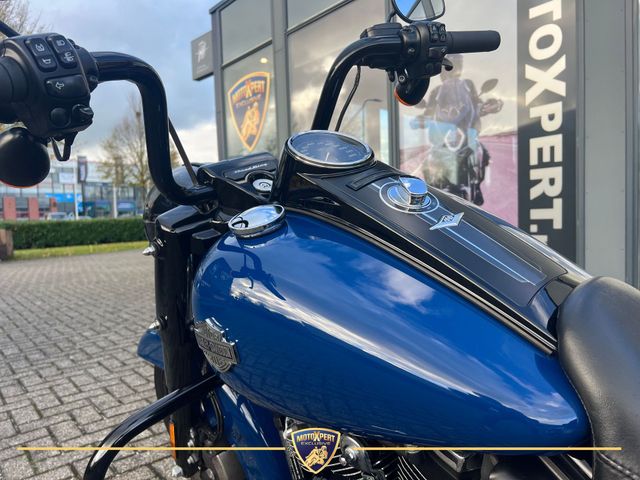 harley-davidson - roadking-special-114