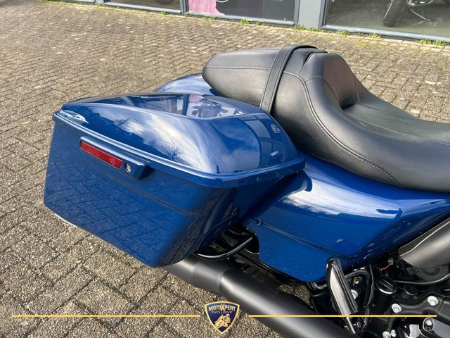 harley-davidson - roadking-special-114