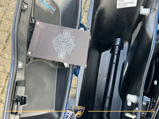 harley-davidson - roadking-special-114