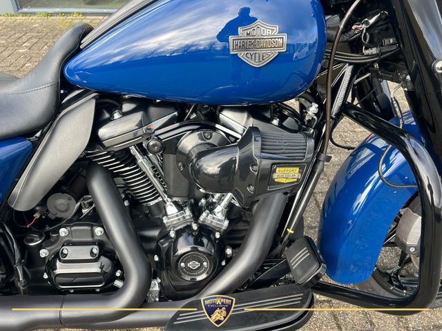 harley-davidson - roadking-special-114