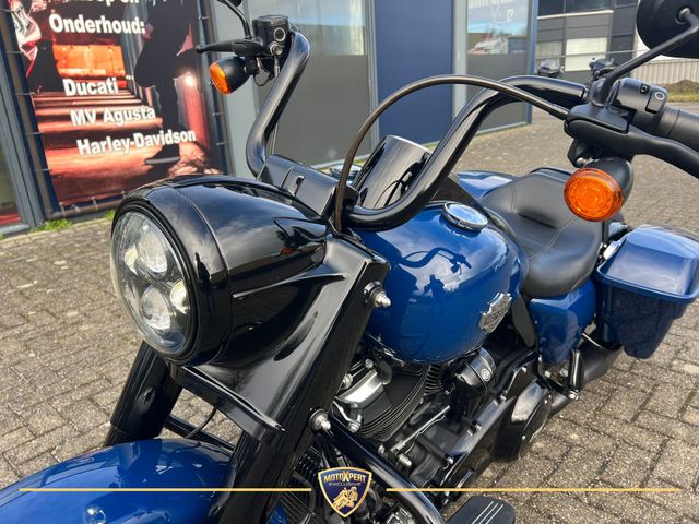 harley-davidson - roadking-special-114