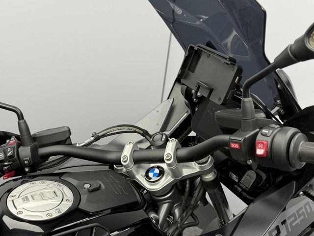 bmw - r-1250-gs-adventure