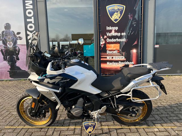 cfmoto - 700-mt-adventure