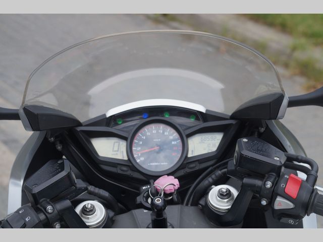 honda - vfr-1200-f