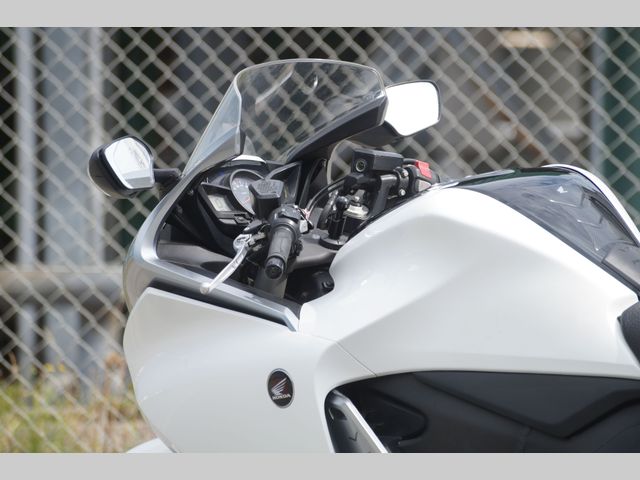 honda - vfr-1200-f