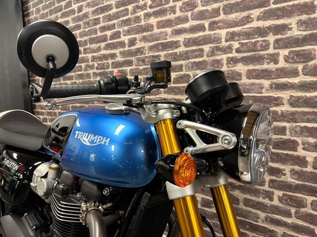 triumph - thruxton-rs