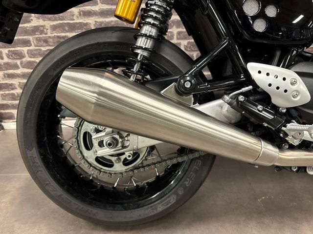 triumph - thruxton-rs