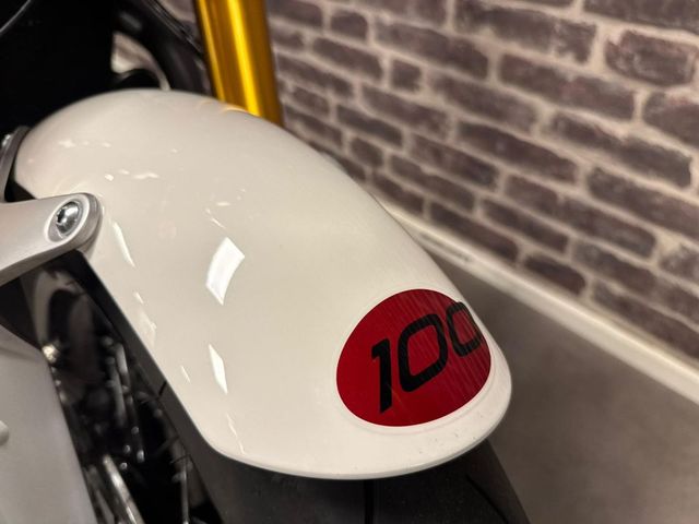 triumph - thruxton-rs