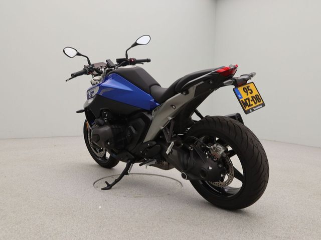bmw - r-1300-r