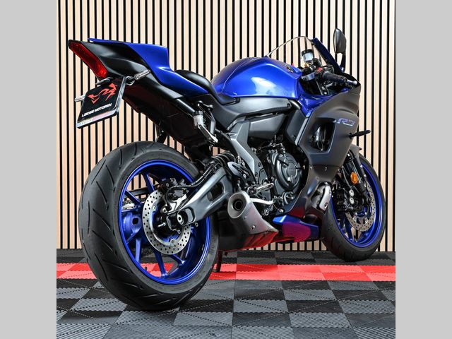 yamaha - r7