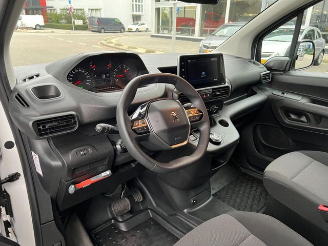 peugeot - metropolis-black-edition