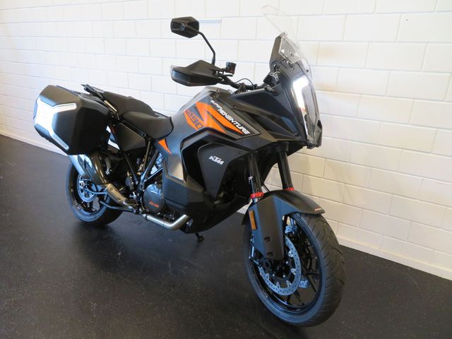 ktm - 1290-super-adventure-s