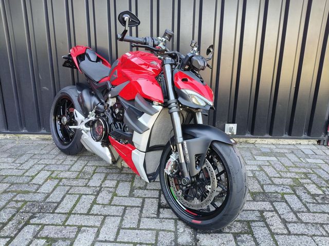 ducati - streetfighter-v4