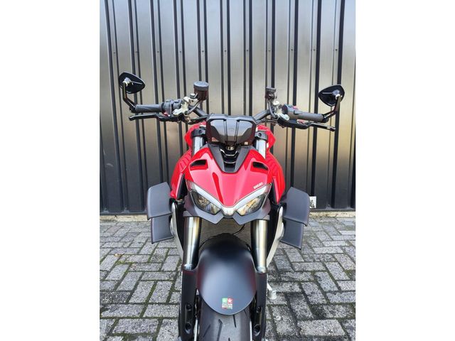 ducati - streetfighter-v4