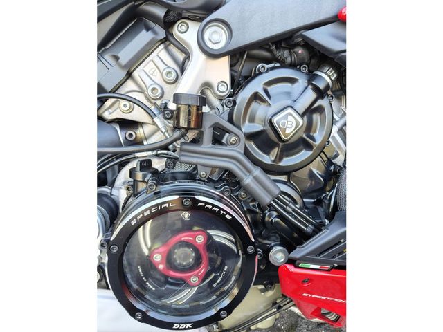 ducati - streetfighter-v4