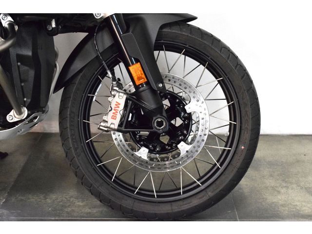 bmw - r-1300-gs-adventure