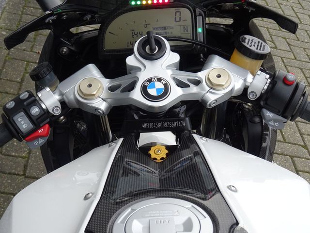 bmw - hp-2-sport