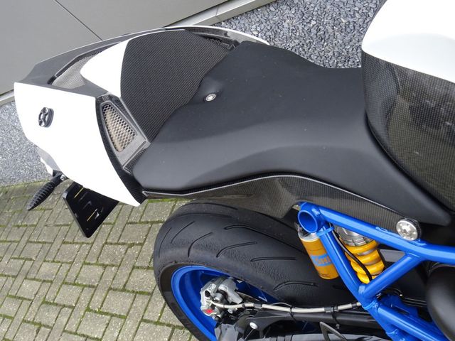 bmw - hp-2-sport