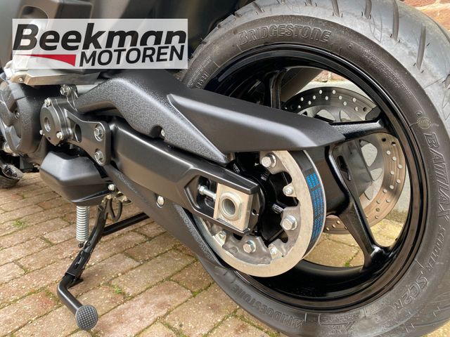 yamaha - xp-530-t-max