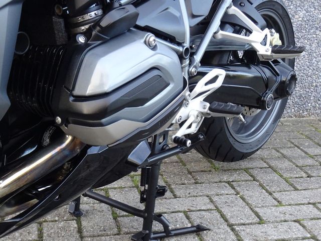 bmw - r-1200-rs