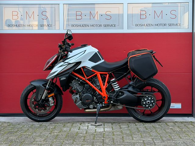 ktm - 1290-super-duke-r