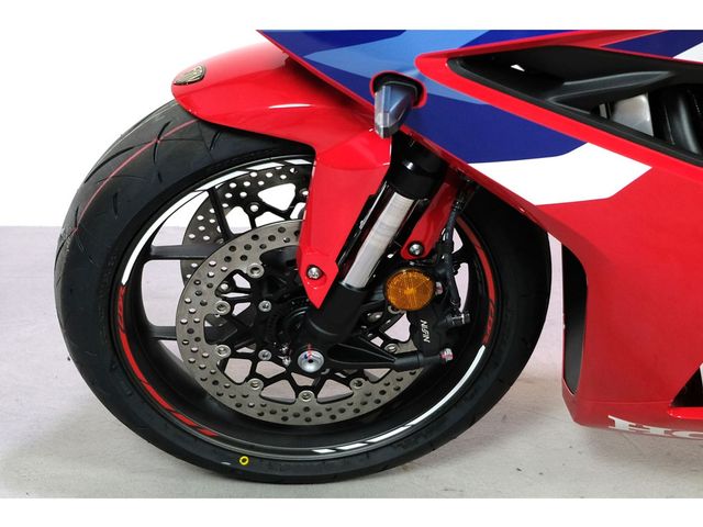 honda - cbr-650-r