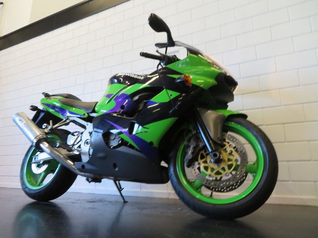 kawasaki - zx-9r-ninja