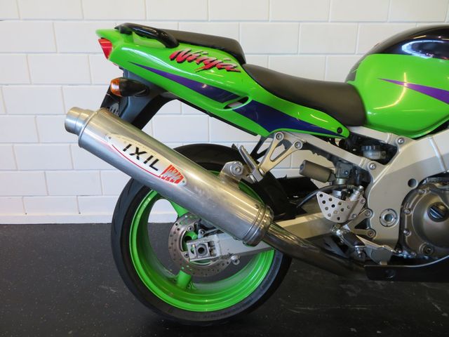 kawasaki - zx-9r-ninja