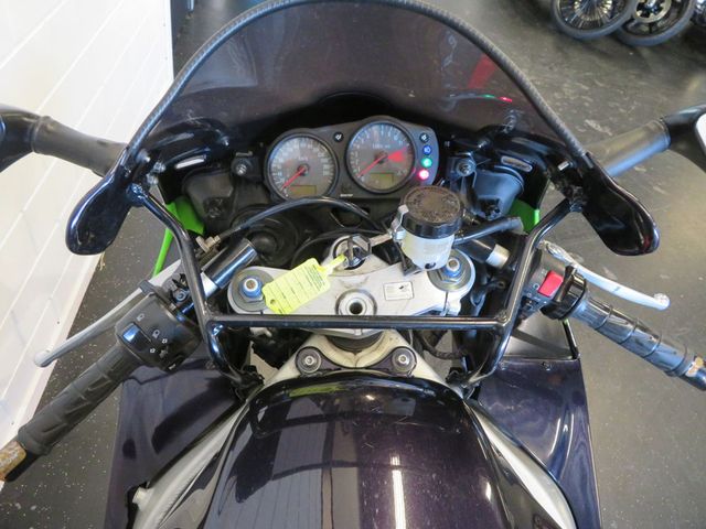 kawasaki - zx-9r-ninja