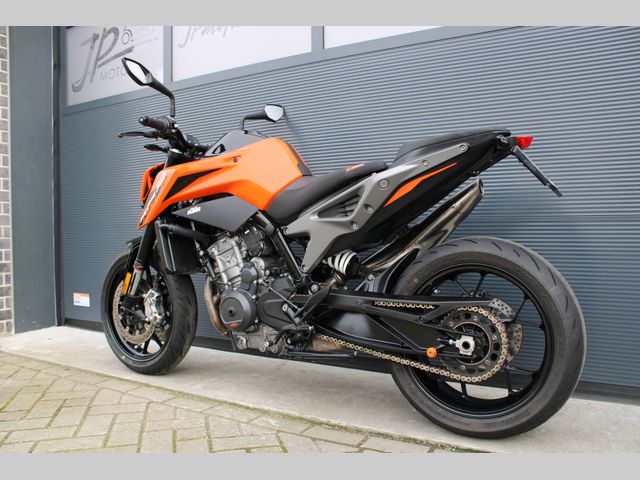 ktm - 790-duke