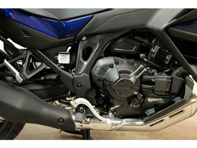 honda - nt-1100-dct
