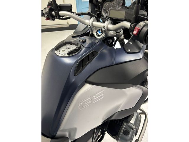 bmw - r-1200-gs-adventure