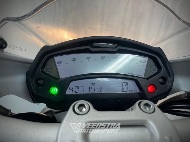 ducati - 796-monster