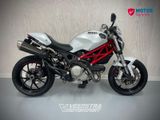 DUCATI 796 MONSTER