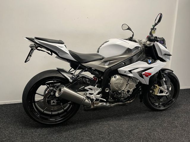 bmw - s-1000-r