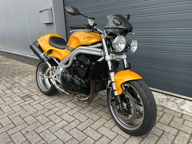 triumph - 955-i-speed-triple