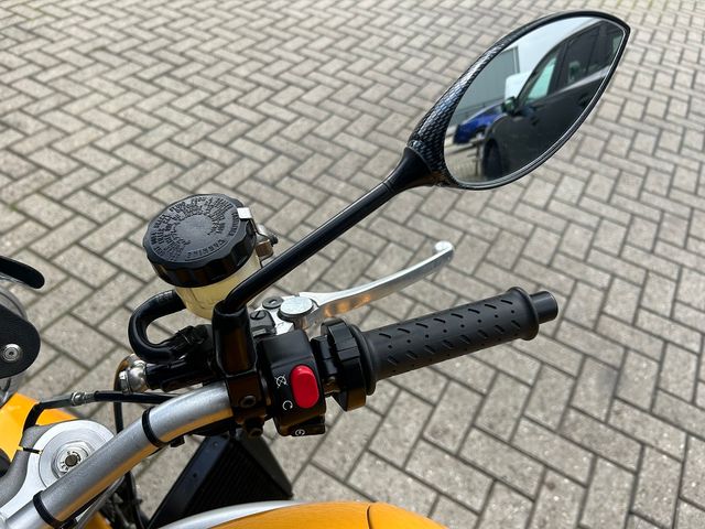 triumph - 955-i-speed-triple
