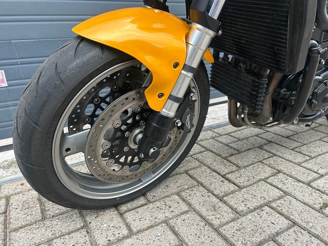 triumph - 955-i-speed-triple