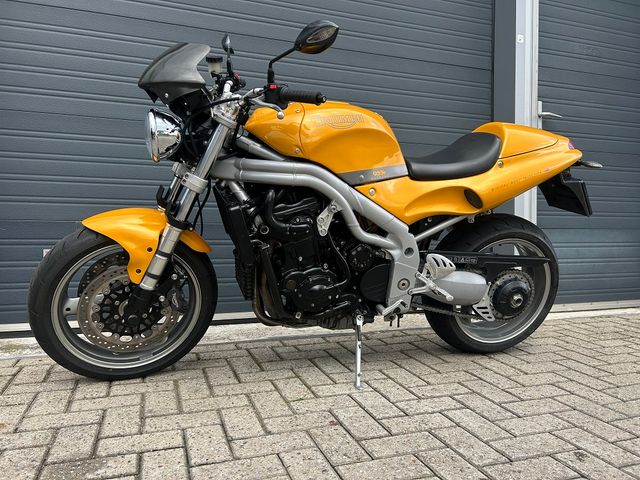 triumph - 955-i-speed-triple