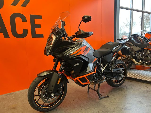 ktm - 1290-super-adventure-s
