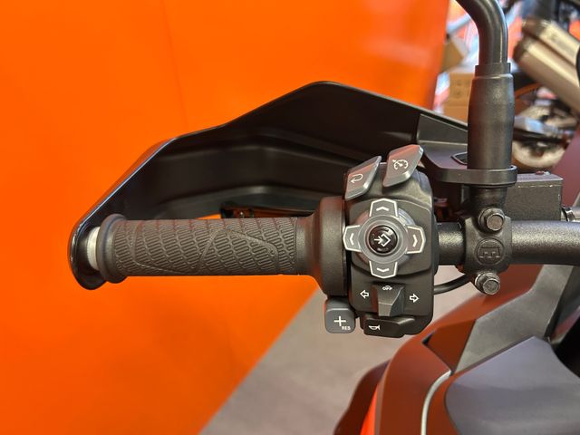 ktm - 1290-super-adventure-s