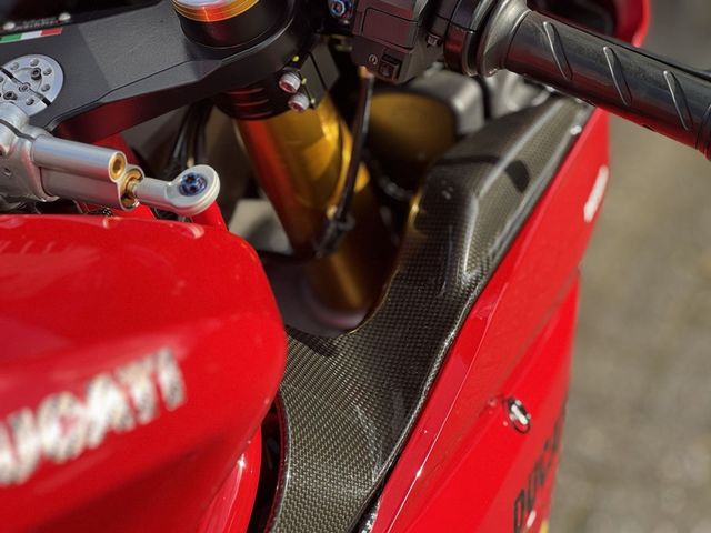 ducati - 848