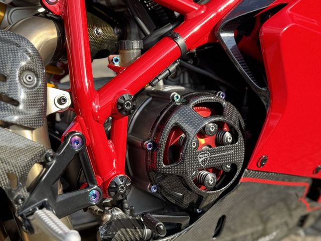 ducati - 848