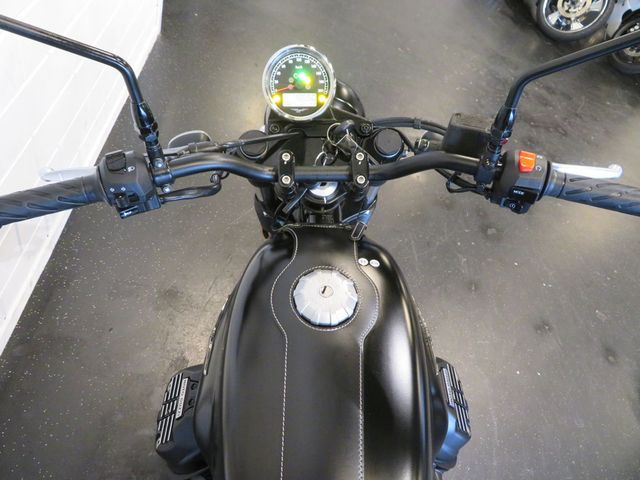 moto-guzzi - v-7-iii-stone