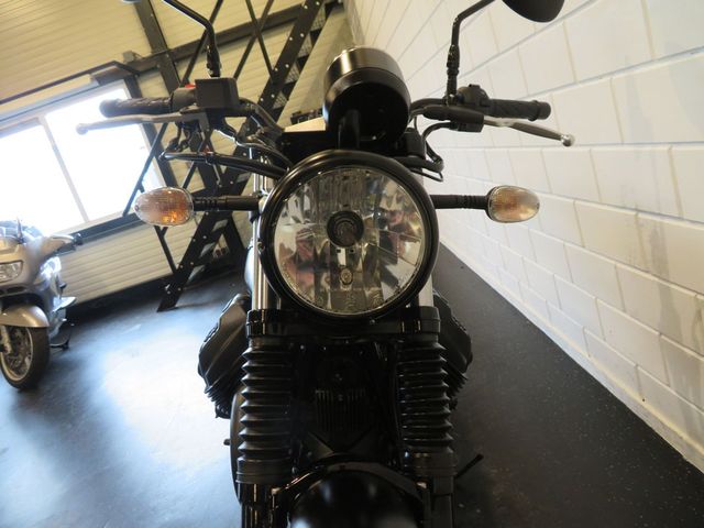 moto-guzzi - v-7-iii-stone