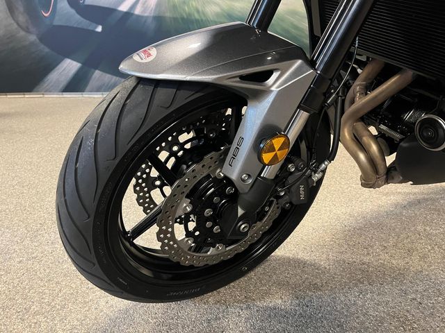 kawasaki - versys-650-abs